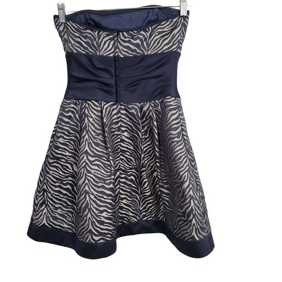 Jessica McClintock Sz 4 Dress Mini Zebra Stripe Fitted Strapless Navy Satin Trim - Picture 3 of 13
